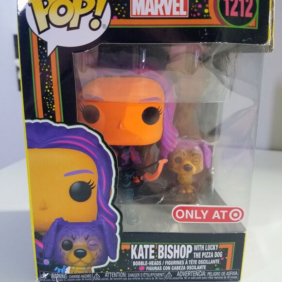 Funko Pop BLACKLIGHT edition Hawkeye Kate Bishop and Lucky the Pizza Dog - Picture 3 of 6
